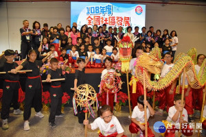 南投縣第四度舉辦全國福利社區化觀摩。（縣府提供）