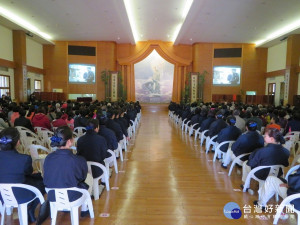 慈濟埔里歲末祝福感恩會，祈祝人人平安吉祥。