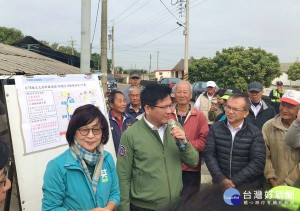 立委蘇治芬爭取建設馬不停蹄，除邀請交通部長林佳龍視察雲林交通，獲支持 「崙仔大橋」改建及台78線至北港新闢道路評估，還招開風力發電基樁施工影響養殖區協調會，看顧鄉親不遺餘力。