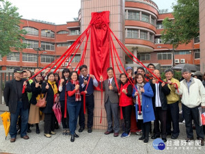 推動科技教育　中市潭秀自造教育及科技中心揭牌啟用