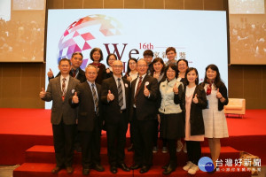 專業醫療注入創新思維 中榮嘉義分院獲頒「SNQ國家品質認證」及「新創獎」