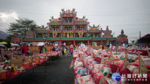 水里鄉清醮祭典，南柱醮壇祭品豐富。〈記者吳素珍攝〉
