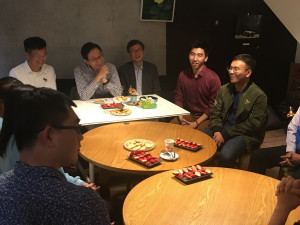 國民黨副總統候選人張善政與青年代表座談。（記者扶小萍攝）