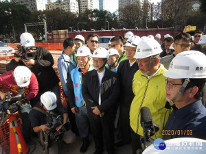 柯文哲視察成功市場改建　關心改建市場進度