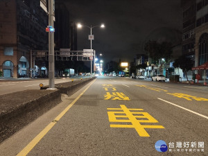 加強易肇事路段夜間警示　大同分局裝設太陽能LED警示燈