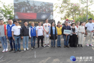 彰化國際賽車節暨農業博覽會正式展開，縣長王惠美與在地企業大力支持。
