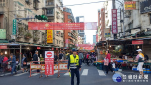 榮濱年貨大街活動登場。