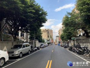 北市合江街換膚　趕上新年穿新衣