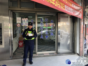 因應年後存款需求大，楊梅警強化存提款安全。