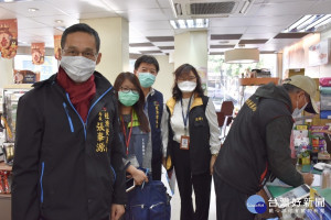 中市府訪查防疫物資　四大超商持續供貨中（圖／台中市政府提供）