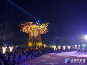 台灣燈會獲好評　中市府邀百位警義消共賞主燈秀