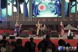 長野千曲市爵士口風琴TOMMY BAND演出（圖／台中市政府提供）