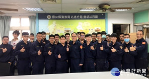 警專生實習圓滿結束，北港警分局辦理檢討會，分局長王立德勉勵實習生多讀書，隨時注意身體健康及執勤安全。