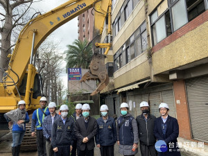 北市府展現魄力　強拆危險海砂屋（圖／台北市政府）