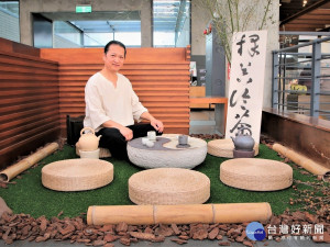 「擇器論茶－鶯歌文生窯吳明儀茶席展」即日起至3月22日止，在鶯歌陶瓷博物館3樓市民陶藝平臺展出