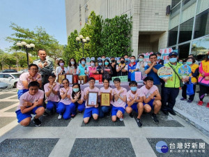 台南佳里區公私協力抗疫總動員。