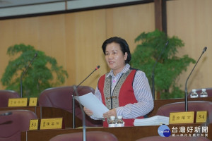 ▲陳姿伶市議員質詢，要求對處於弱勢的原住民，無論是在宣導、執行政策上都要踏實到位。（圖／市議會提供）

