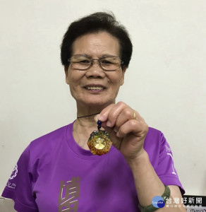 竹山鎮紫南宮將在10日母親節當天舉辦捐血送錢母活動，主委莊秋安表示，民眾前往捐血即可獲金幣錢母或琉璃項鍊，再轉送自己母親，成為最有意義的禮物。