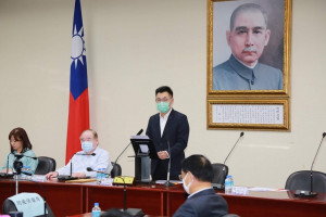 距離罷韓投票剩下24天，為盡量減低罷韓熱度，並提高高雄市民支持韓國瑜的意願。國民黨黨主席江啟臣13日在中常會表示，立法院國民黨黨團將透過委員會考察的方式，協助高雄市政府爭取更多的建設、預算。（圖／國民黨）
