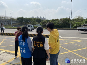縣議員為鄉親請命，解決彰化交流道交通常打結問題。