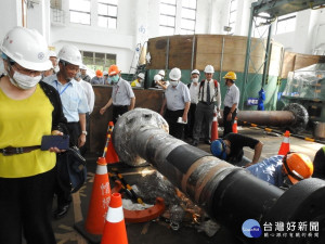 陳小紅、方萬富先後訪視鉅工、明潭及大觀發電廠。