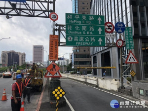 北市基隆路車行地下道更新照明　深夜分段施工（圖／台北市公園處提供）