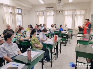 新北市榮服處副處長游文勇鼓勵參訓學員訓後積極就業