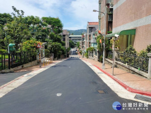 政大二街路面換新裝　提升文教社區新氣象