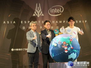  副市長吳明機出席亞洲電子競技公開賽記者會，宣布賽事活動開打