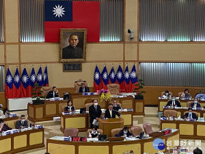 3日上午議會市政總質詢由鄭戴麗香、葉元之、劉美芳、白珮茹、金瑞龍等議員提出質詢。
 （圖／記者黃村杉攝）
