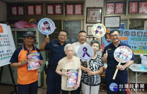 北港警分局召開治安座談會，說明青春專案、安居緝毒及治安、交通、為民服務等警政工作概況，深獲社區居民肯定。