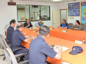 雲林縣「109年軍民聯合防空萬安43號演習」由警察局長顏旺盛偕同內政部警政署評核官王欣祥等人視導，順利圓滿達成演習任務。