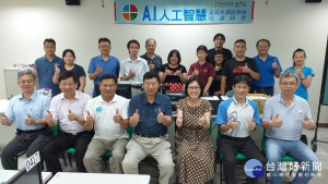 教育局為增進技術型高中專業群科教師之AI人工智慧素養(AI Literacy，AIL)能力，7月20日至22日於鶯歌工商辦理首場「AI人工智慧素養與課程教材培訓研習」