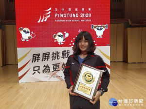 竹圍高中張又文得到個人運動精神獎，為全中運二連霸金牌選手成果輝煌