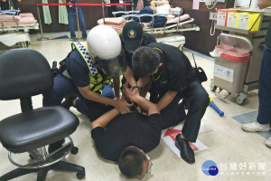 
圖說：為加強各醫院醫療暴力應變機制，桃市政府衛生局委託敏盛綜合醫院辦理醫療暴力應變機制示範聯合演習。 