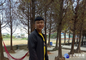 南投縣松岡所警員吳家睿熱誠服務受到表揚。（縣警局提供）