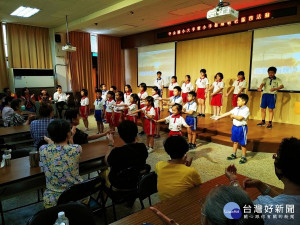 中山國小及獅子會板橋榮家送暖

