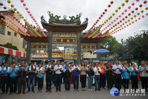 草屯惠德宮城隍聖誕地方各界都來祈祝平安。（縣府提供）