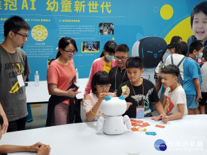 新北市關懷偏遠地區學生創客教育辦理國際藝術暨科技創客夏令營活動