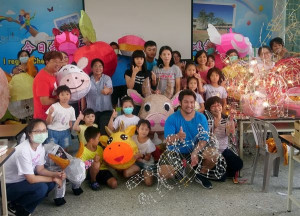 北港朝天宮贊助辦理教師花燈研習活動，傳承「燈會原鄉」的花燈技藝，讓傳統文化向下紮根。