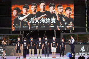 首場國際電競賽事就在新北！眾家好手將在8月28日至30日於新北市民廣場一戰高下，爭奪最後的總冠軍寶座 （記者黃村杉攝）