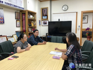 為協助企業也能足額進用身障者，新北市今年首度與具備身障就服專業的唐氏症基金會合作，率先創設「企業身障求才統合服務窗口」