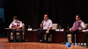建立「廉能政府」施政目標，縣府與殯葬業者企業誠信倫理座談。
