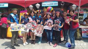 南投縣學生校外會在反毒博覽會中加強宣導。（南投校外會提供）