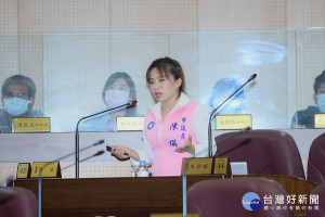 ▲陳瑛議員質詢建議，市政府在復興區設立老人幼童長照中心，可以利用高坡國小校舍改造活用 。（圖／市議會提供）