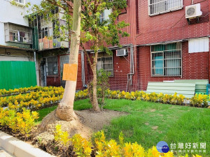 議員劉美芳爭取將閒置廢棄髒亂用地善加使用，經板橋區公所進行綠美化工程後，終於在今年9月初完成，讓市民朋友多一個休憩場所