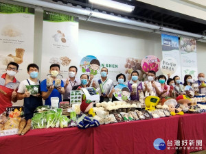 不受疫情影響逆勢上揚，彰化優鮮農產品外銷成長三成。圖／記者鄧富珍攝