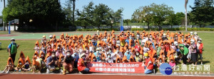 國家防災日，彰化縣實施1分鐘地震避難掩護演練觀摩。