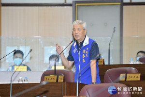 ▲褚春來議員質詢，捷運綠線沿線都市計畫修訂建議，請市府參考修改。（圖／市議會提供）
