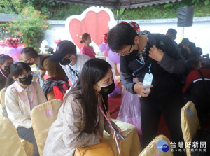 教育局昨（27）日舉辦「2020新北就是愛老師—新北市教師與公務人員未婚聯誼活動」